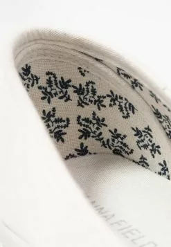 Anna Field Slipper - White 10 Anna Field Slipper - White -Anna Field Geschäft 039e4e87345447639a31bfeaf8734965