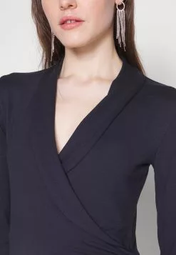 Anna Field Tall Langarmshirt - Dark Blue 13 Anna Field Tall Langarmshirt - Dark Blue -Anna Field Geschäft 55488c69ecd14a309b891148d7d19eb7