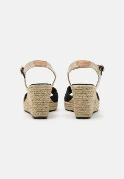 Anna Field Plateausandalette - Black 11 Anna Field Plateausandalette - Black -Anna Field Geschäft 623710b3d84e4f0ab816a181eea5185f