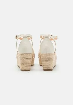 Anna Field Wide Fit Plateausandalette - Beige 10 Anna Field Wide Fit Plateausandalette - Beige -Anna Field Geschäft 75a44eba836e47e4900e3bb3ae8012ae
