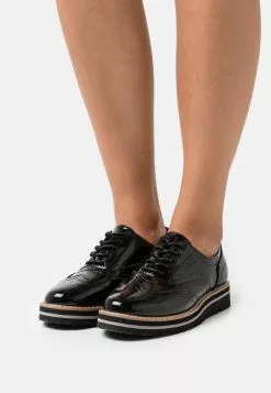 Anna Field Schnürer - Black