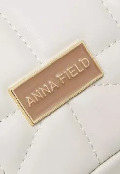 Anna Field Notebooktasche - Brown -Anna Field Geschäft acfa2d0fd2a5414ca31d261f112b08b2