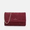 Anna Field Clutch - Red