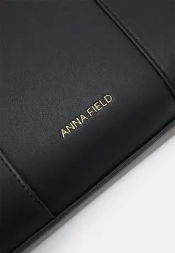 Anna Field AWH-E754 / 502 - BLUE - Notebooktasche - Black -Anna Field Geschäft d935dd68b2804a94abea5f57491bf5c1