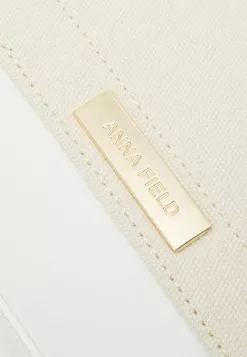 Anna Field Handtasche - Off-white 11 Anna Field Handtasche - Off-white -Anna Field Geschäft f05f8e33a966455fafa1a240407b4350
