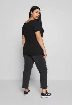 Anna Field Curvy T-Shirt Basic - Black -Anna Field Geschäft fbc572b9bc784672b39d26da42fa332c